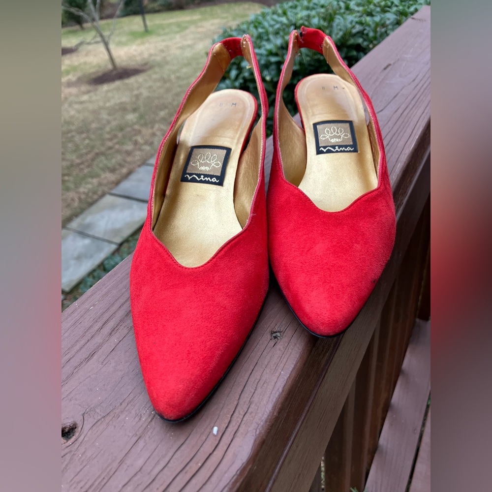 Slingback red suede pumps in excellent condition